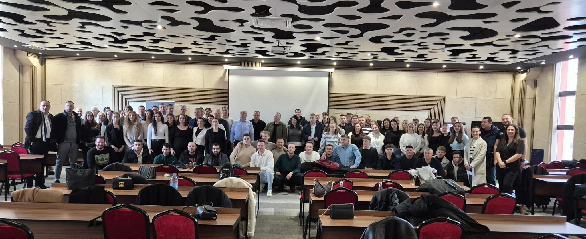 ae94c49f 0fd2 42fc ad68 ce8496e1eaf6